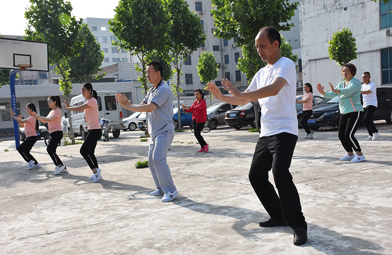 常明月,常,明月,机关,授拳,传播,太极,—,孟州,市委,市 . 常明月：机关授拳 传播太极